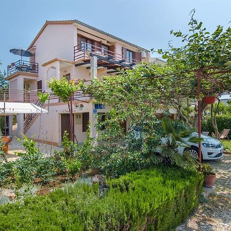רוגוזניצה Apartments Viktor מראה חיצוני תמונה
