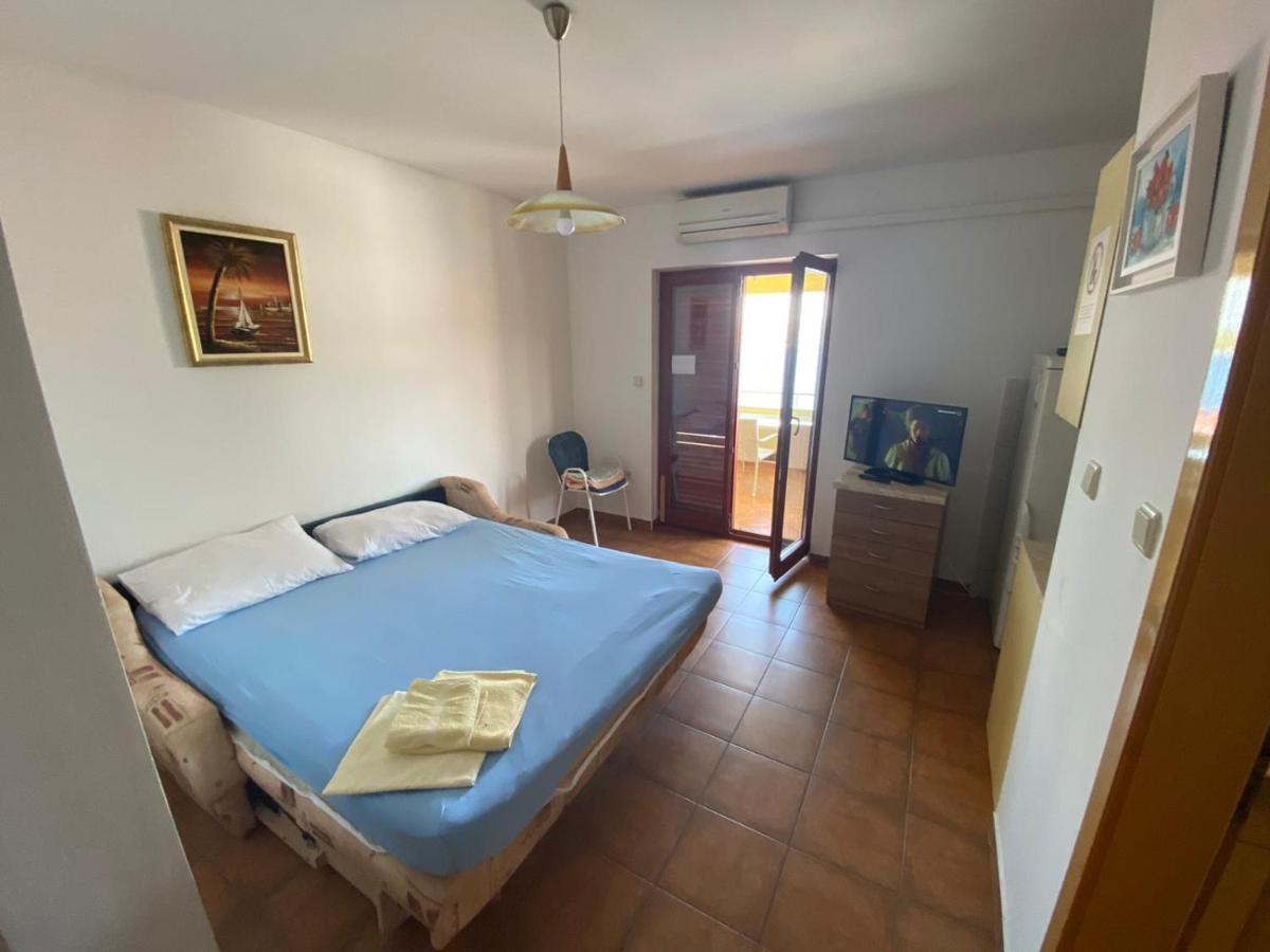 רוגוזניצה Apartments Viktor מראה חיצוני תמונה