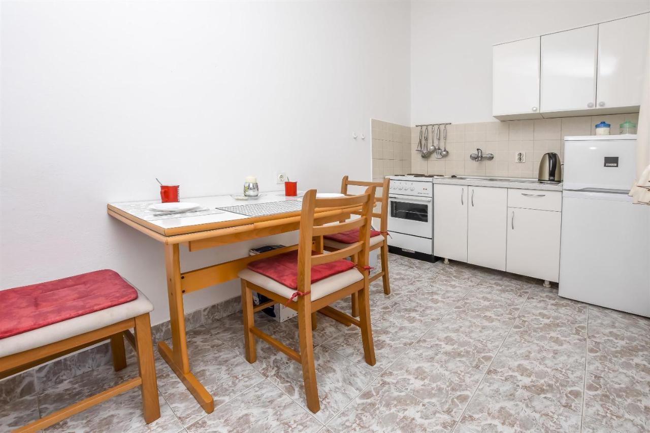 רוגוזניצה Apartments Viktor מראה חיצוני תמונה