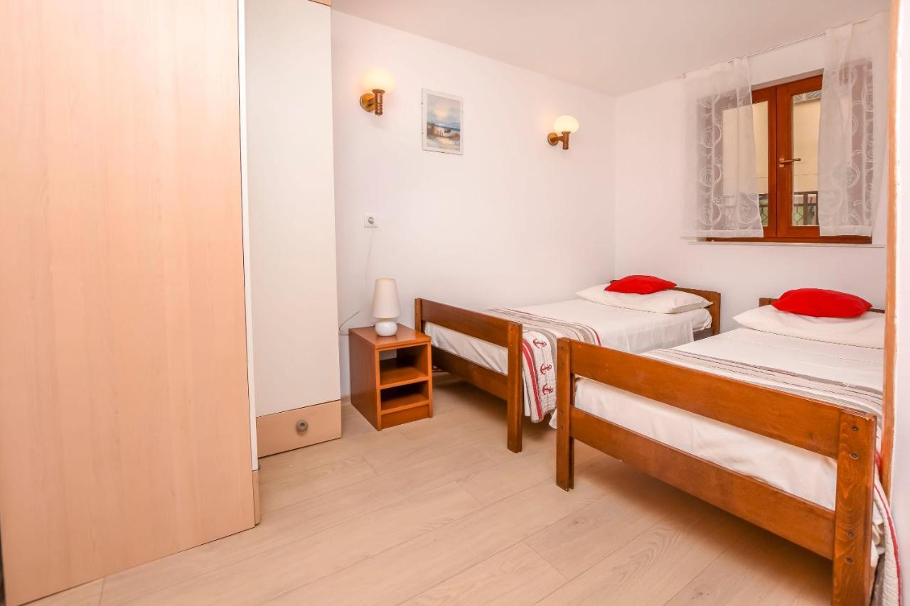 רוגוזניצה Apartments Viktor מראה חיצוני תמונה