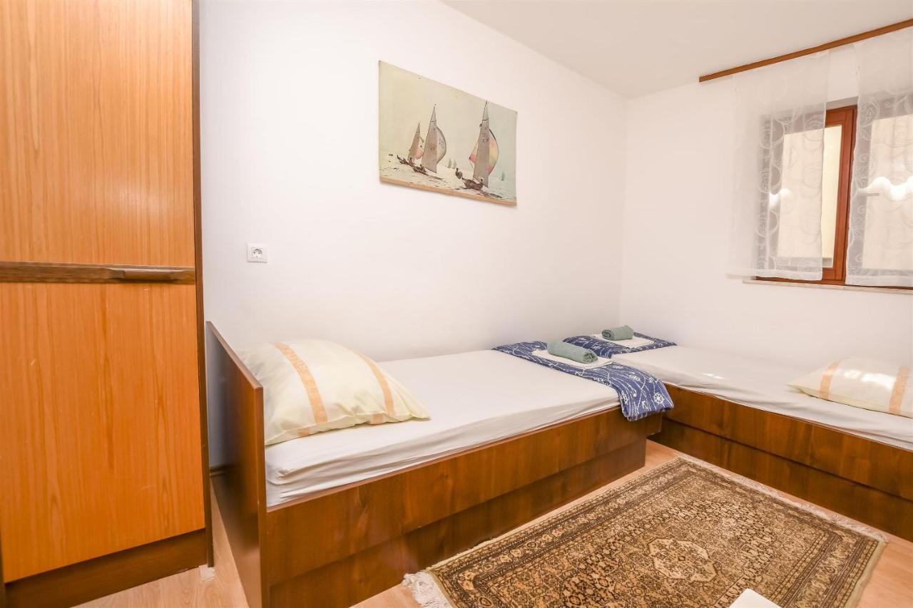 רוגוזניצה Apartments Viktor מראה חיצוני תמונה